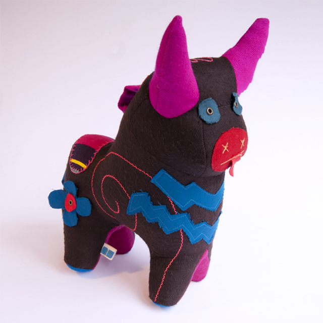 Torito de pucará juguete por Deborah Rodriguez Rivero